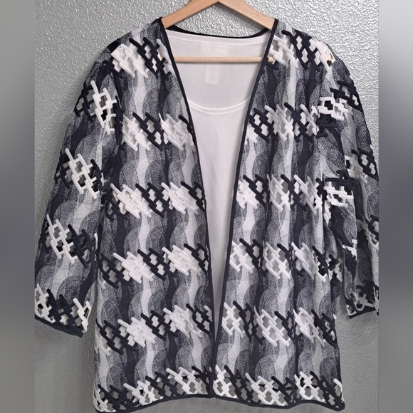 Alfred Dunner Lattice & Embroidered Open Jacket   Size 2X - Picture 7 of 10